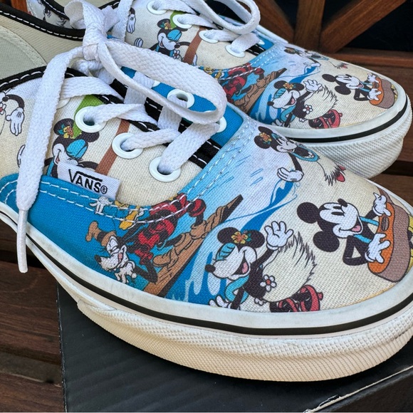 Disney Aloha Vans women’s size 6 - Picture 7 of 9